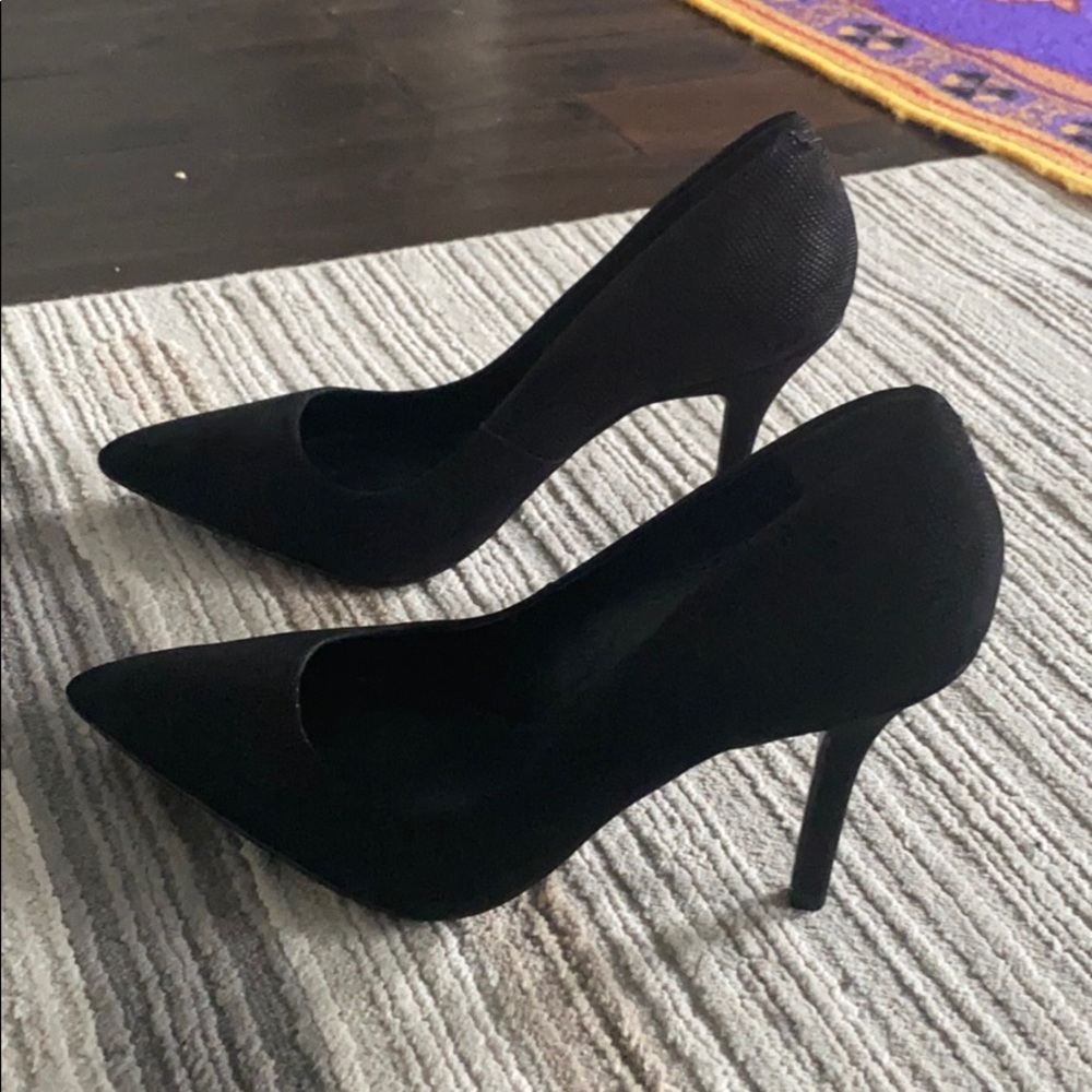 Black pumps - Picture 4 of 6